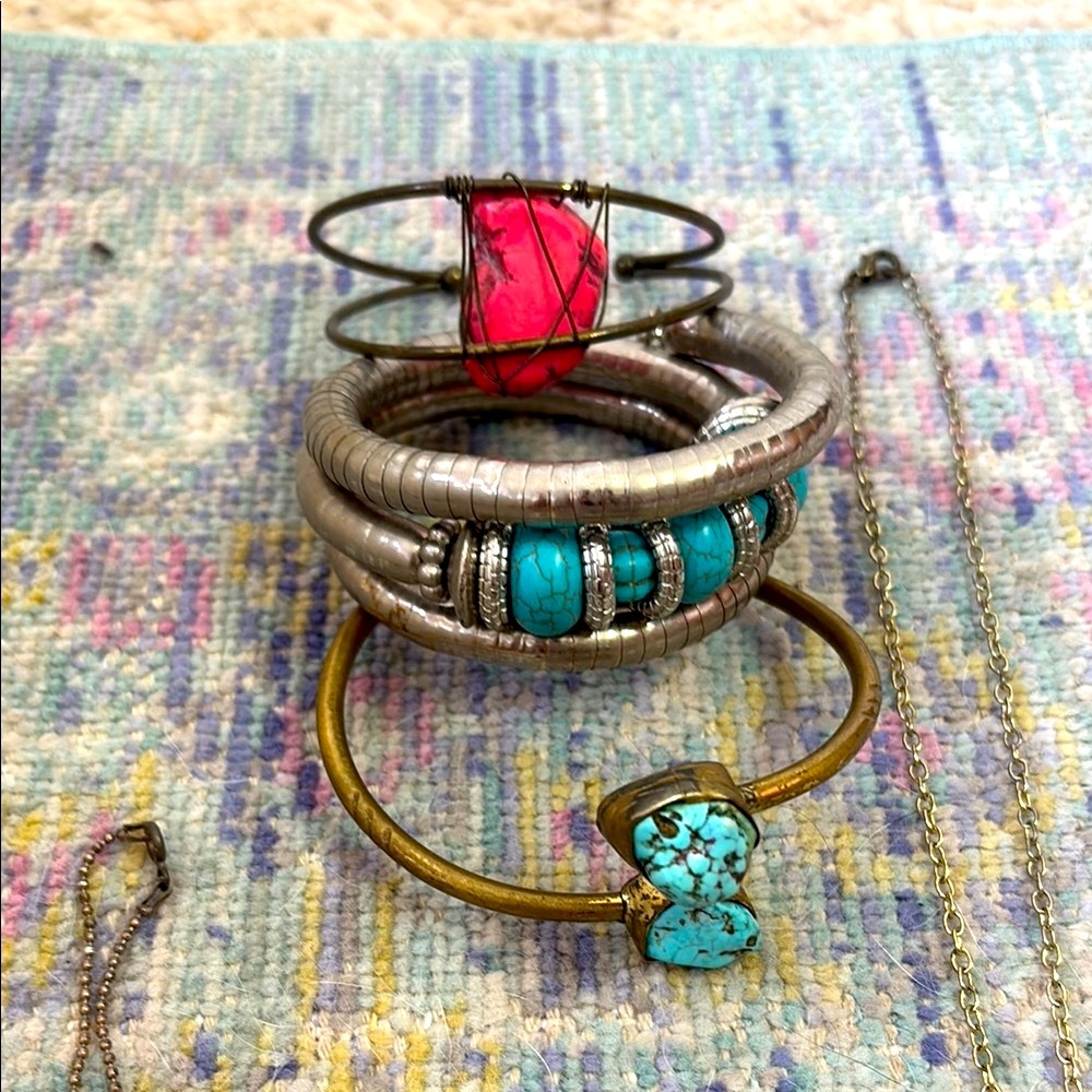 Mixed Jewelry Lot of Vintage, Alex & Ani ,Urban outfitters and more - Picture 14 of 16